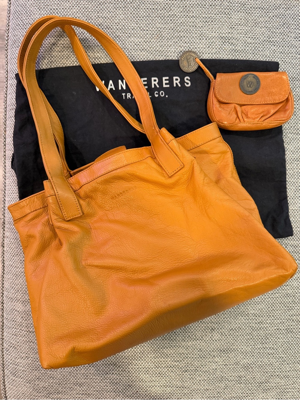 Wanderers Travel Co Dorotea Tote Tan + Verbier Wallet & Dust Bag EUC!